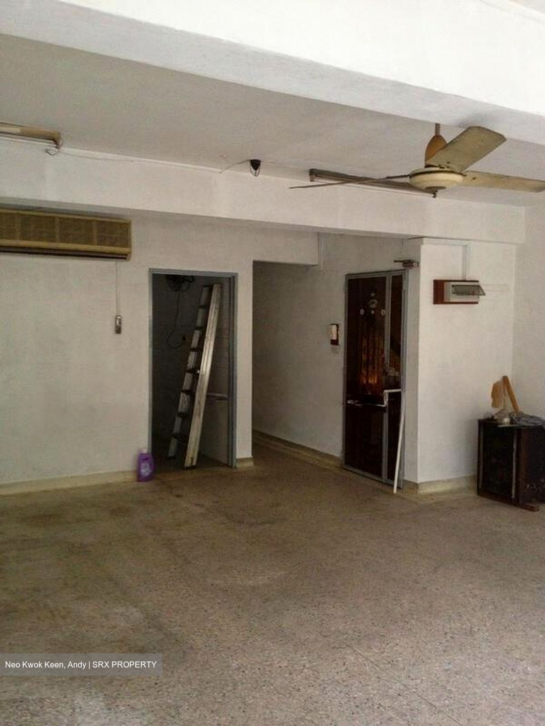 Sims Residences (D14), Office #500547321